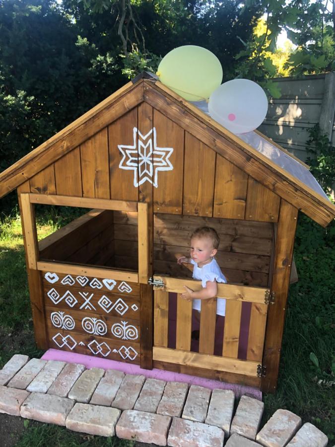 Polny Kesov Apartmanove Ubytovanie Pod Dubom מראה חיצוני תמונה