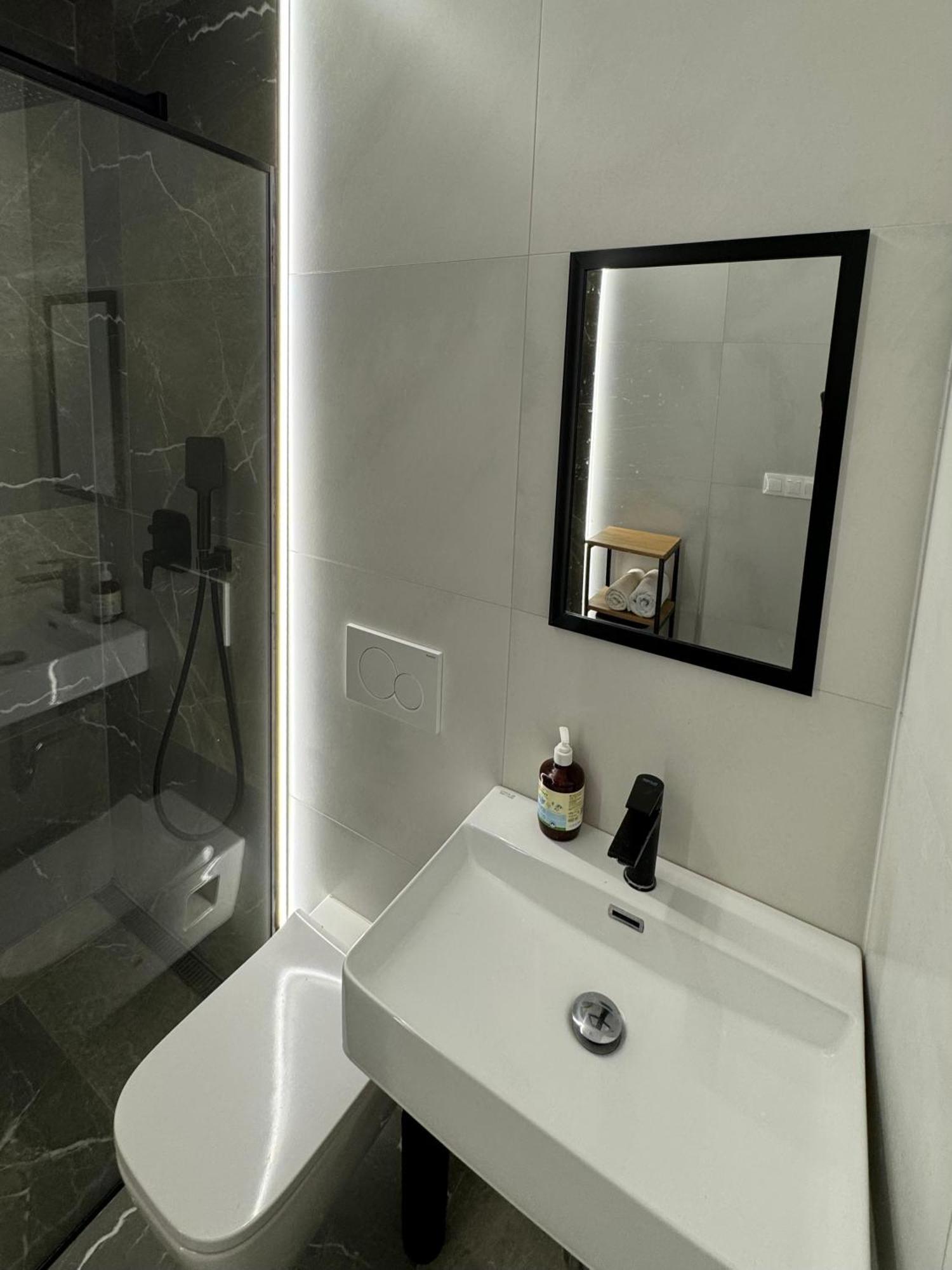 Polny Kesov Apartmanove Ubytovanie Pod Dubom מראה חיצוני תמונה