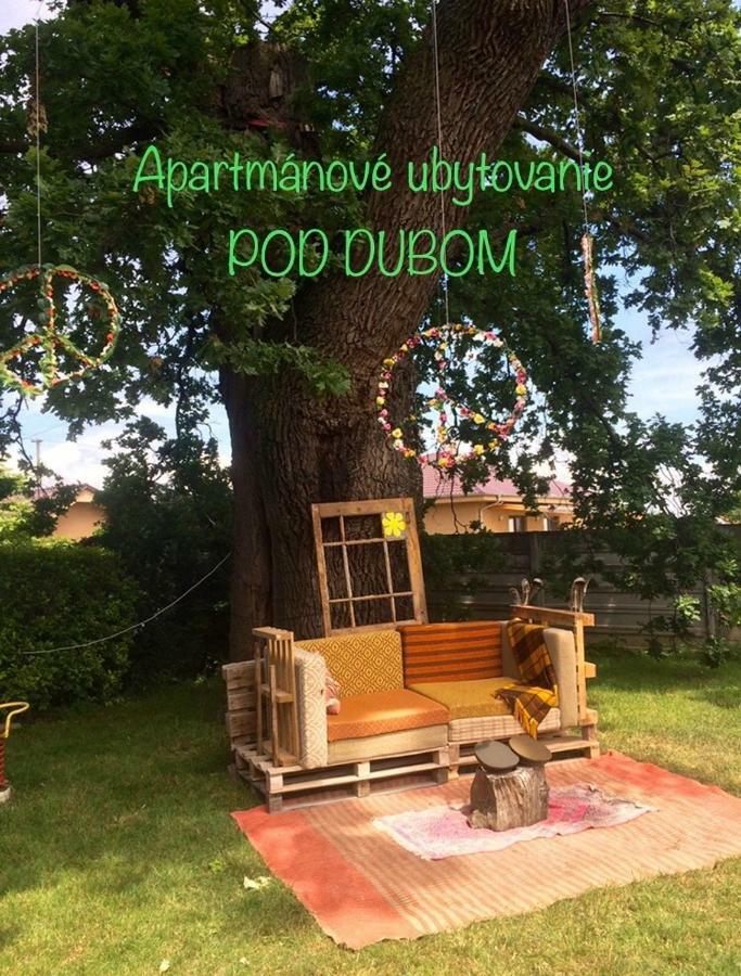 Polny Kesov Apartmanove Ubytovanie Pod Dubom מראה חיצוני תמונה
